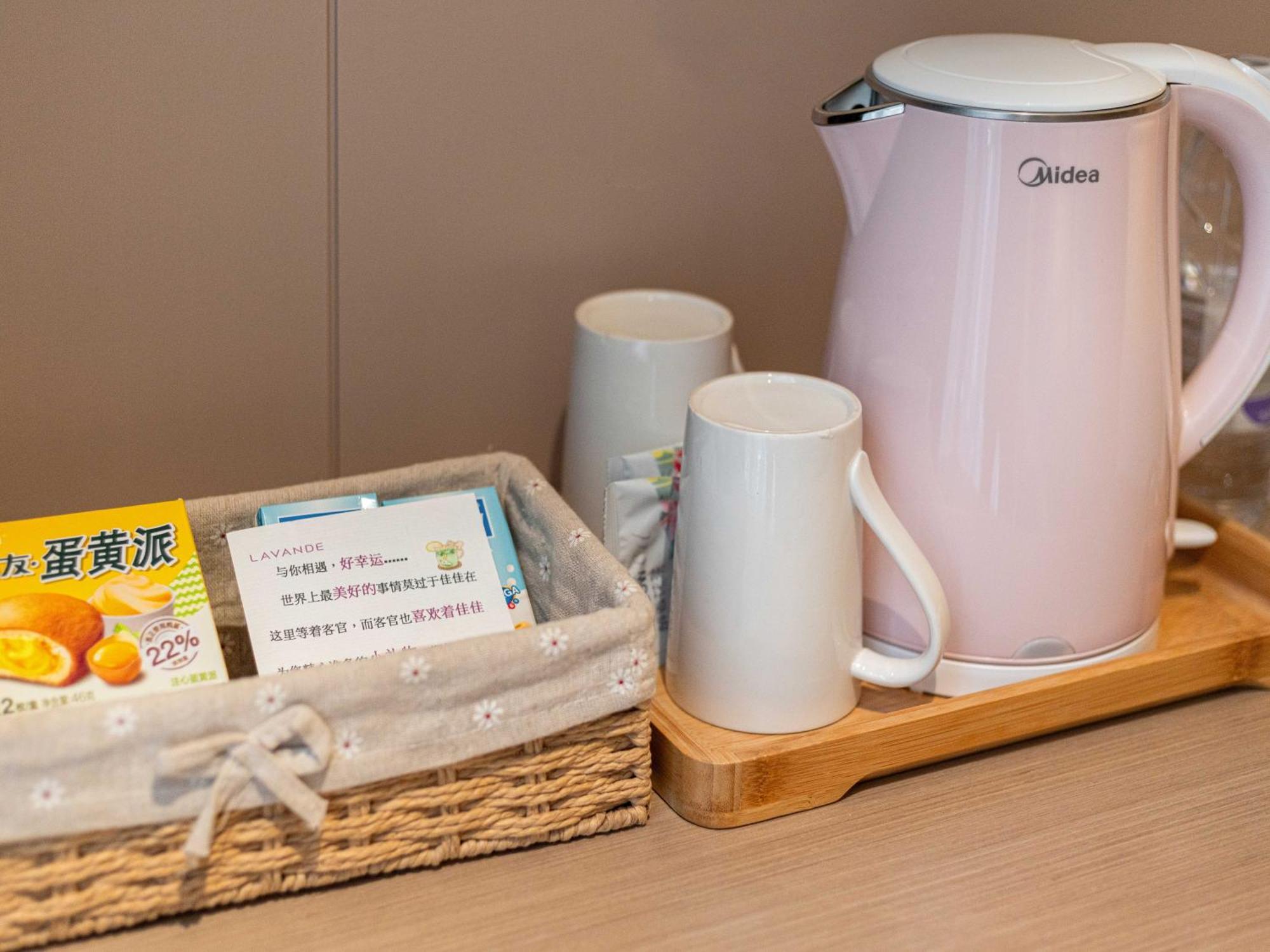 Lavande International Hotel Guangzhou Taikoo Hui Square Shipaiqiao Metro Station Branch - Free Shuttle Bus To Canton Fair Complex During Canton Fair Period & Free Vpn Internet Access Eksteriør bilde
