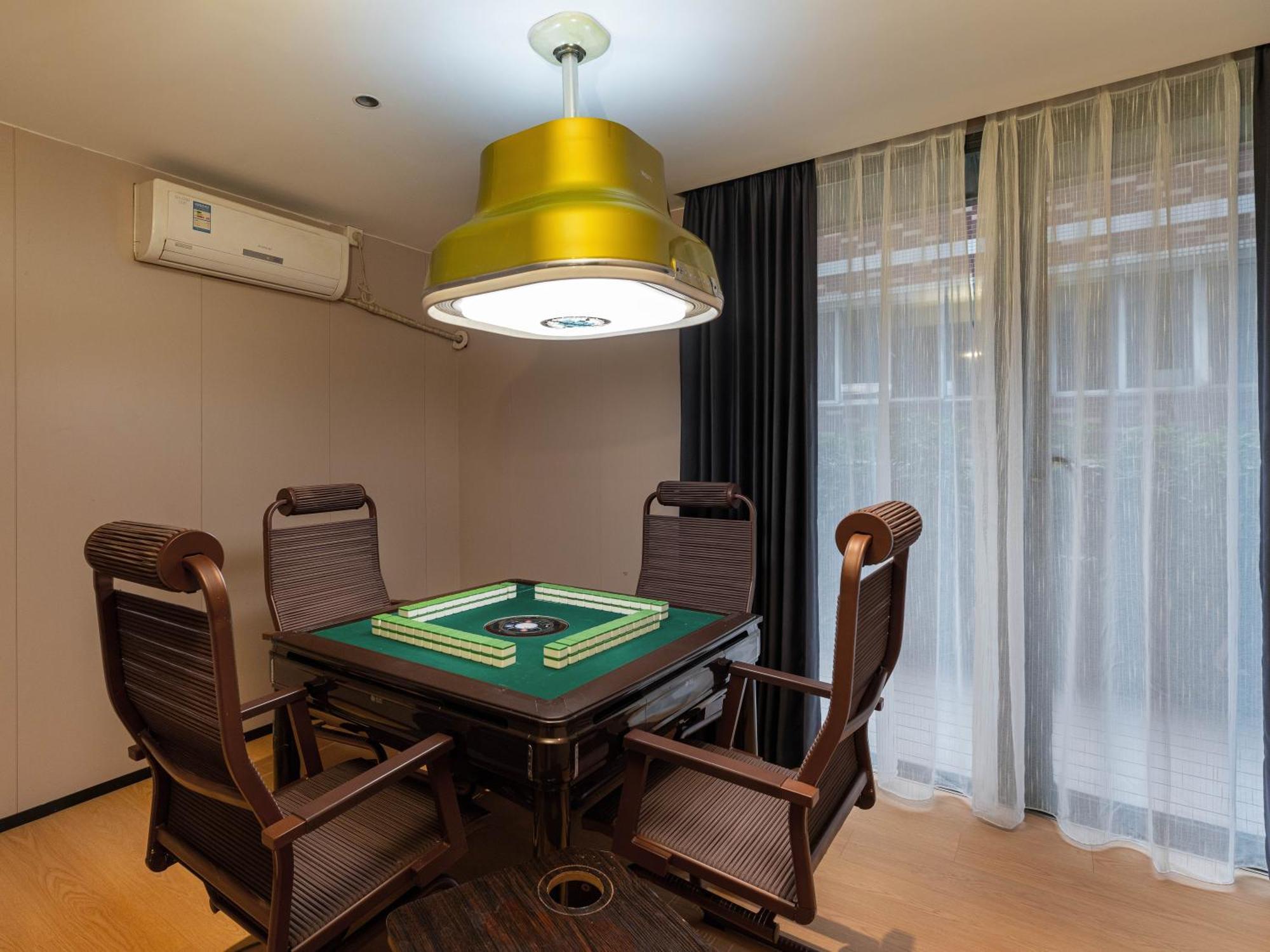 Lavande International Hotel Guangzhou Taikoo Hui Square Shipaiqiao Metro Station Branch - Free Shuttle Bus To Canton Fair Complex During Canton Fair Period & Free Vpn Internet Access Eksteriør bilde