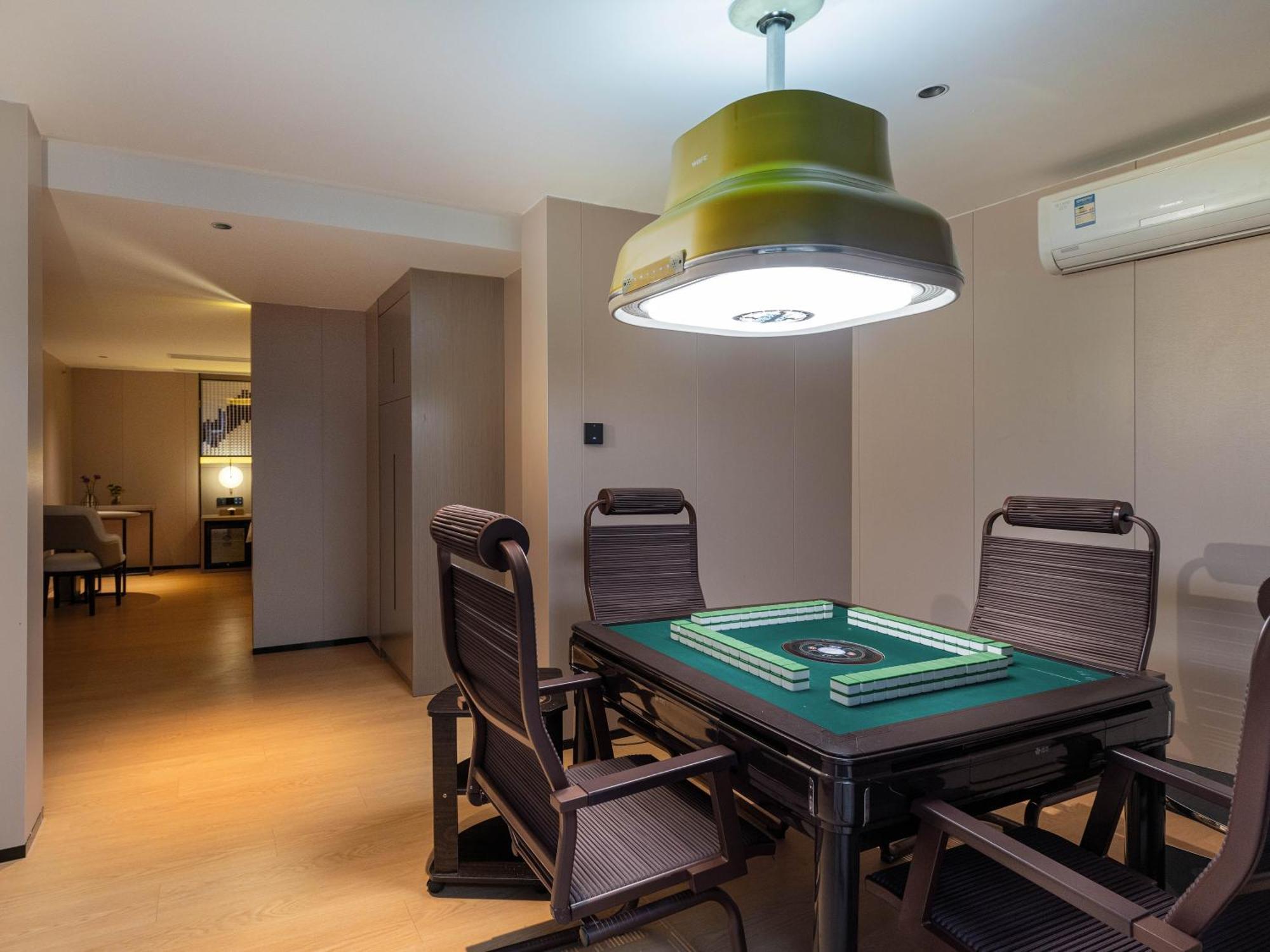 Lavande International Hotel Guangzhou Taikoo Hui Square Shipaiqiao Metro Station Branch - Free Shuttle Bus To Canton Fair Complex During Canton Fair Period & Free Vpn Internet Access Eksteriør bilde