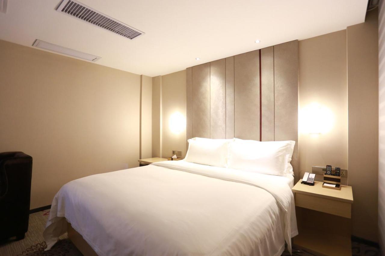 Lavande International Hotel Guangzhou Taikoo Hui Square Shipaiqiao Metro Station Branch - Free Shuttle Bus To Canton Fair Complex During Canton Fair Period & Free Vpn Internet Access Eksteriør bilde