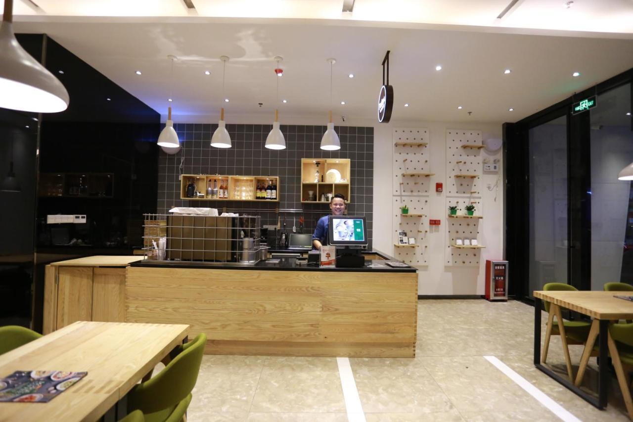 Lavande International Hotel Guangzhou Taikoo Hui Square Shipaiqiao Metro Station Branch - Free Shuttle Bus To Canton Fair Complex During Canton Fair Period & Free Vpn Internet Access Eksteriør bilde