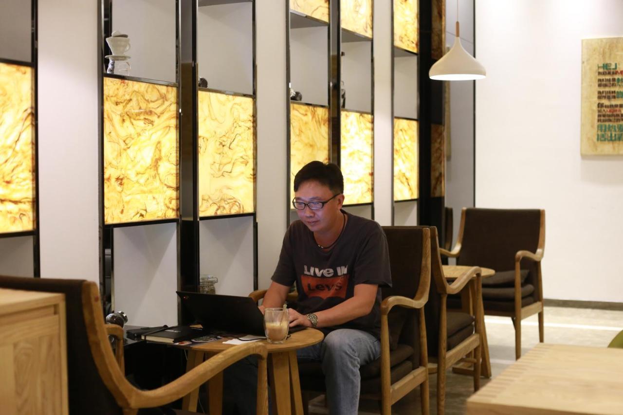 Lavande International Hotel Guangzhou Taikoo Hui Square Shipaiqiao Metro Station Branch - Free Shuttle Bus To Canton Fair Complex During Canton Fair Period & Free Vpn Internet Access Eksteriør bilde