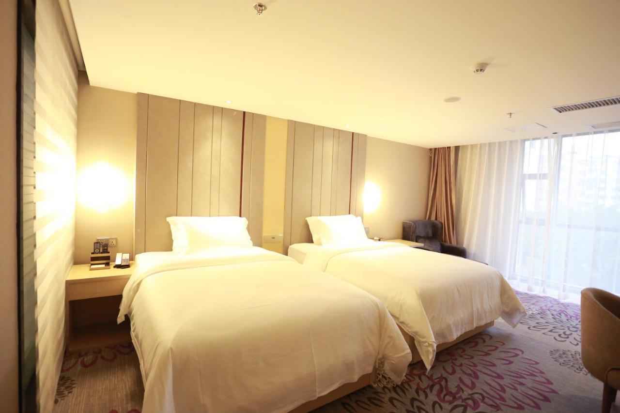 Lavande International Hotel Guangzhou Taikoo Hui Square Shipaiqiao Metro Station Branch - Free Shuttle Bus To Canton Fair Complex During Canton Fair Period & Free Vpn Internet Access Eksteriør bilde